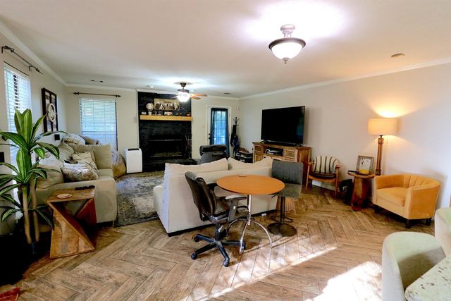 34 Ridge Rd, Cabot, AR 72023