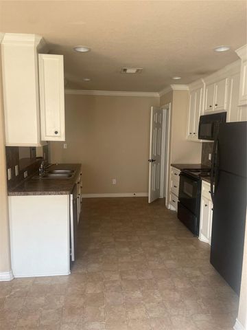 128 Bolero Way, Huntsville, TX 77340
