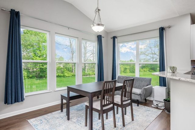 156 Silver Pine Lane, Lewis Center, OH 43035