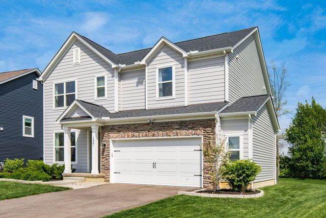156 Silver Pine Lane, Lewis Center, OH 43035