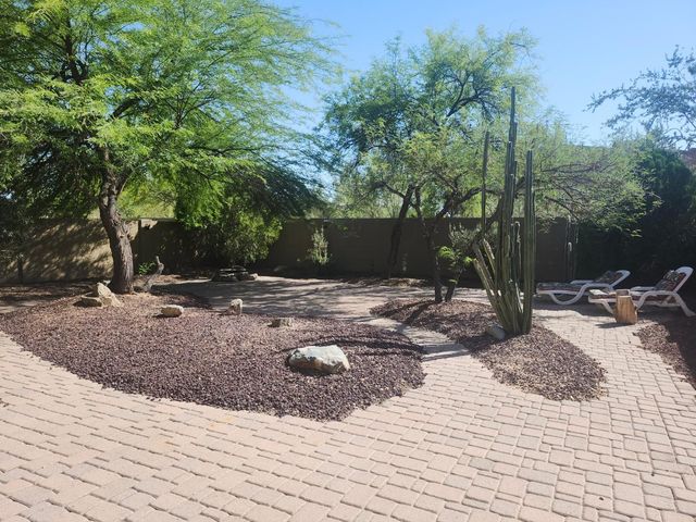 3317 W Thoreau Lane, Anthem, AZ 85086