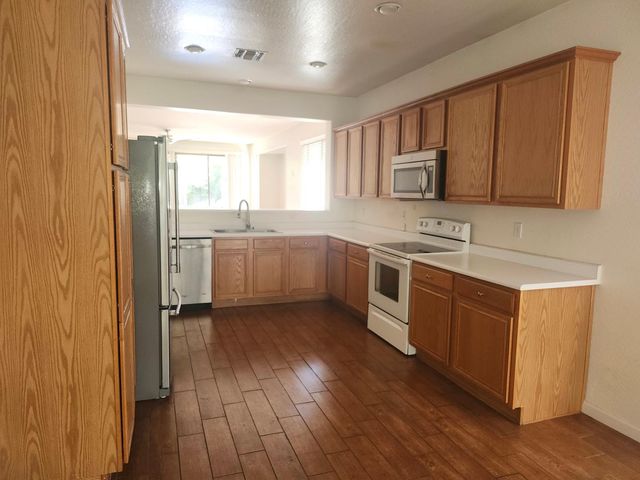 3317 W Thoreau Lane, Anthem, AZ 85086
