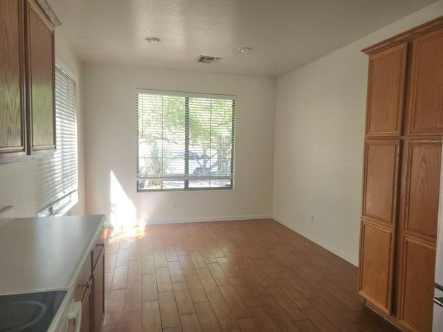 3317 W Thoreau Lane, Anthem, AZ 85086