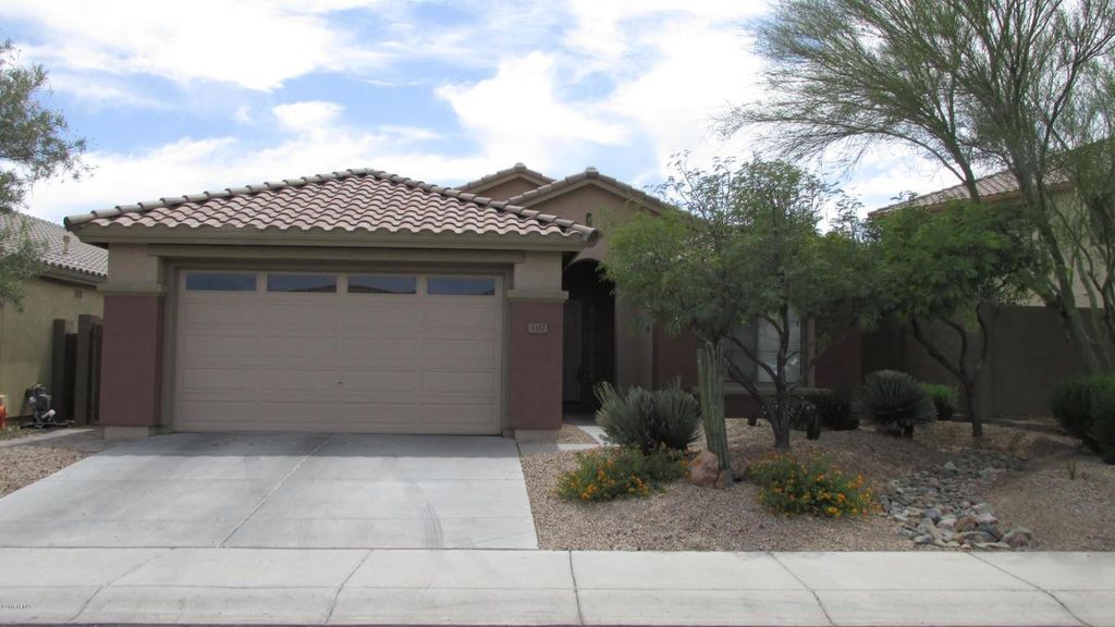 3317 W Thoreau Lane, Anthem, AZ 85086