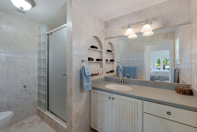 120 Toner Lane, Plantation Key, FL 33036