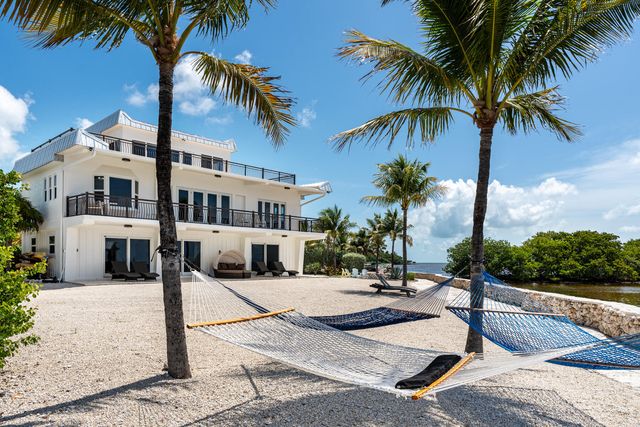 120 Toner Lane, Plantation Key, FL 33036