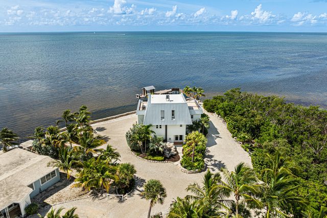 120 Toner Lane, Plantation Key, FL 33036