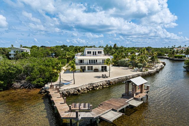 120 Toner Lane, Plantation Key, FL 33036