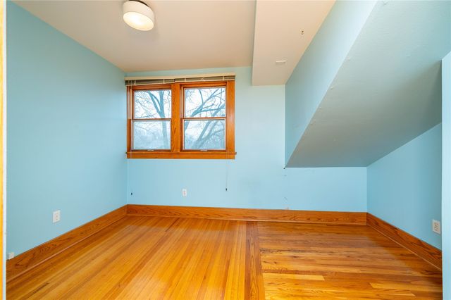 115 51st Street, Des Moines, IA 50312