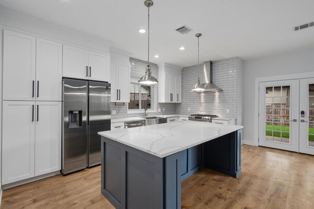 1203 Thackeray LN, Pflugerville, TX 78660