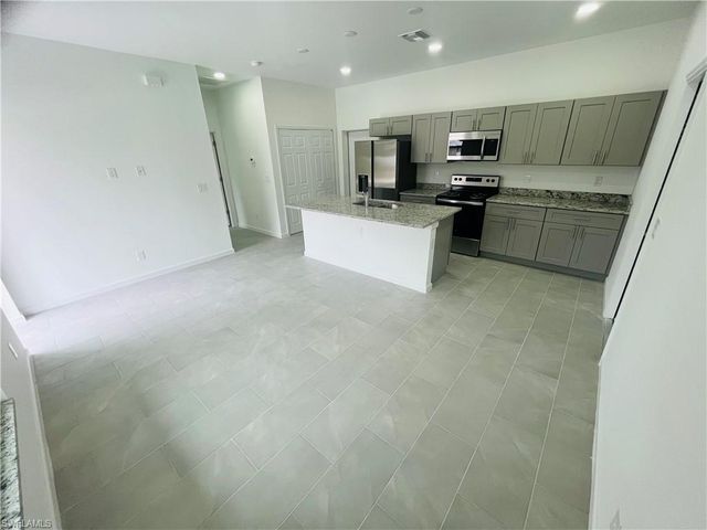 3405 49th ST W, Lehigh Acres, FL 33971