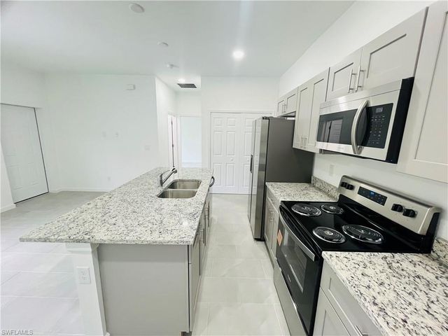 3405 49th ST W, Lehigh Acres, FL 33971