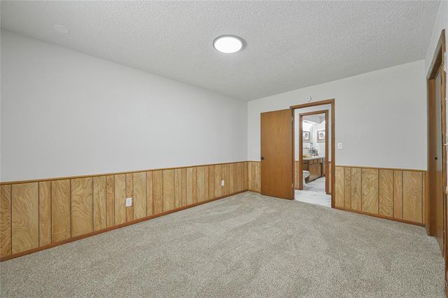 1172 Woodcrest Drive, Harrah, OK 73045