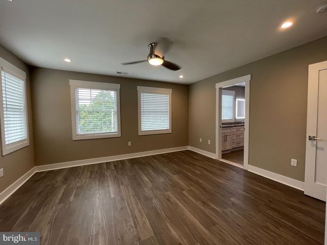 307 CHARLES ST, Fredericksburg, VA 22401