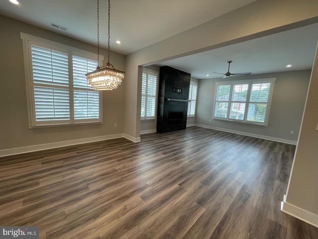 307 CHARLES ST, Fredericksburg, VA 22401