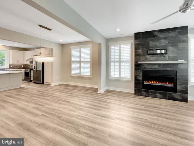 307 CHARLES ST, Fredericksburg, VA 22401
