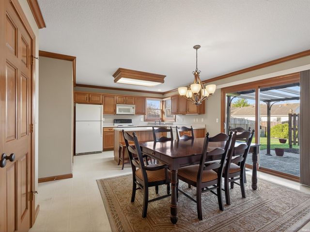 12415 Falcatta Drive, Fort Wayne, IN 46845