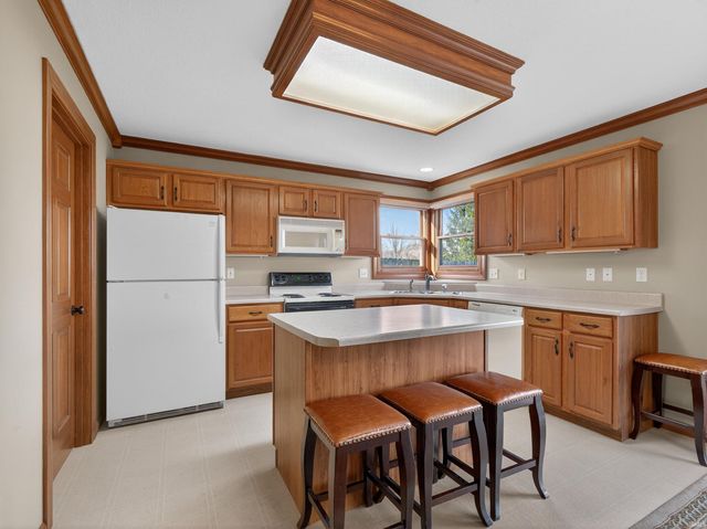 12415 Falcatta Drive, Fort Wayne, IN 46845