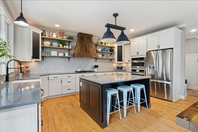 457 Village Springs Drive, Ada, MI 49301