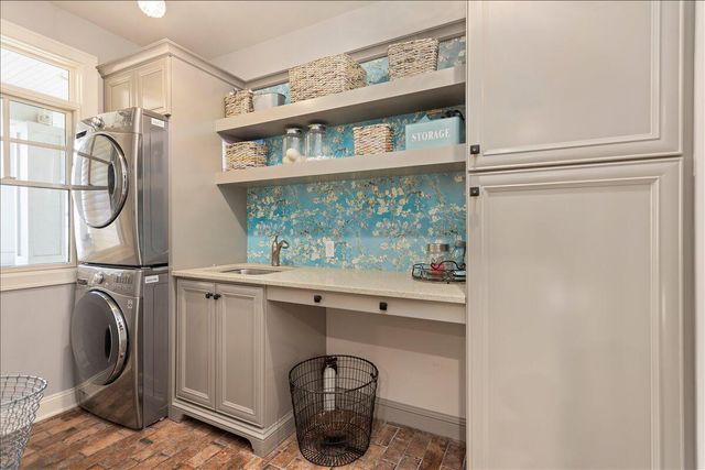 457 Village Springs Drive, Ada, MI 49301