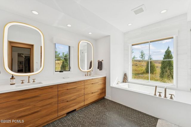 5851 N Shooting Star Circle, Kamas, UT 84036