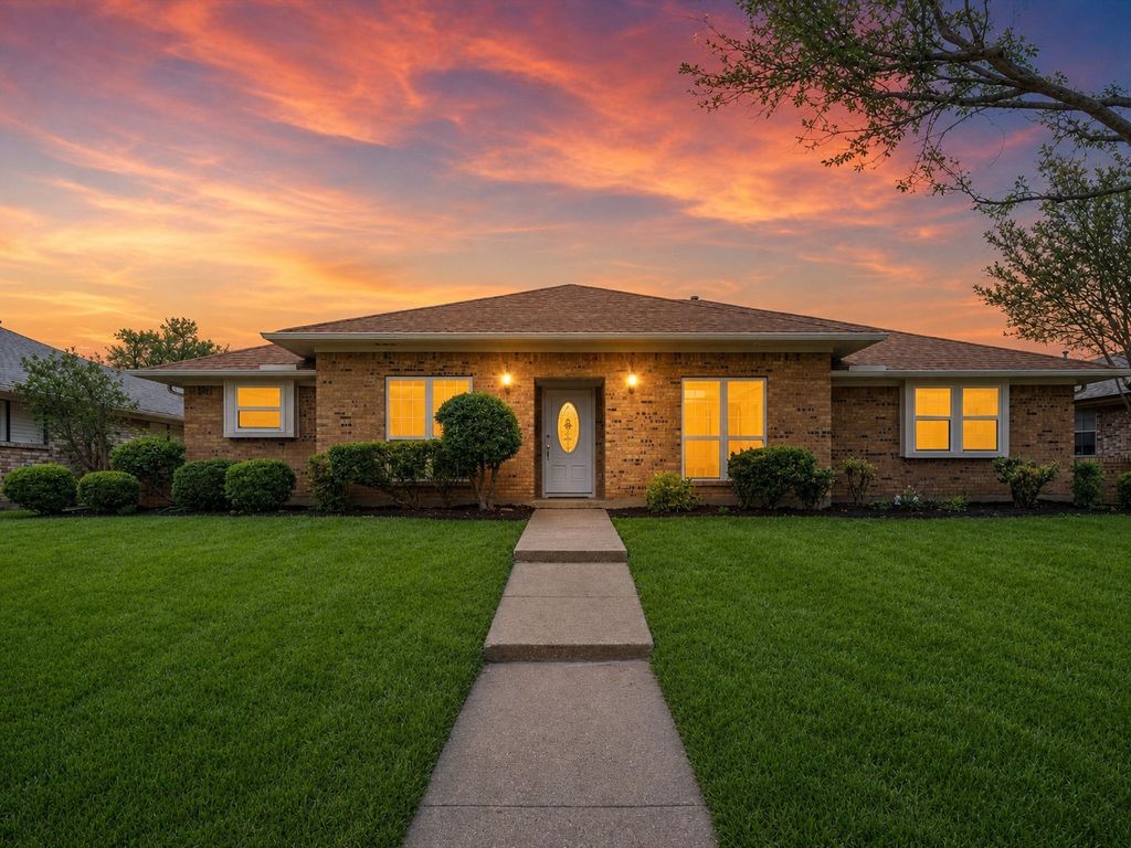 1915 Chesham Drive, Carrollton, TX 75007