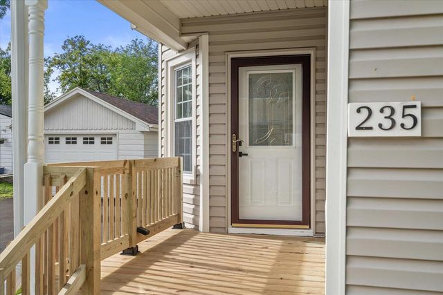 235 W South STREET, Oconomowoc, WI 53066