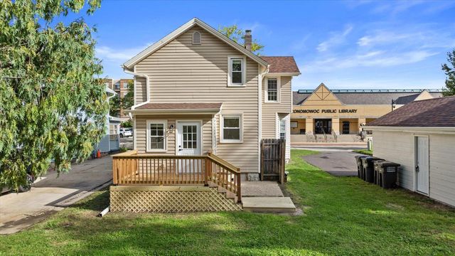 235 W South STREET, Oconomowoc, WI 53066
