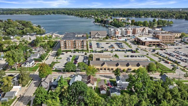235 W South STREET, Oconomowoc, WI 53066