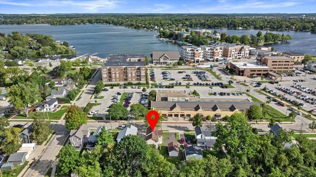 235 W South STREET, Oconomowoc, WI 53066