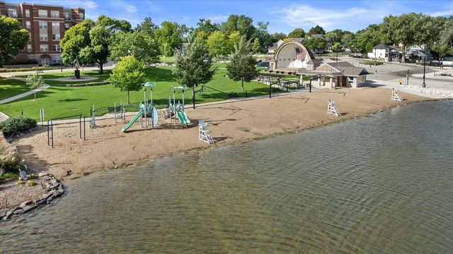 235 W South STREET, Oconomowoc, WI 53066