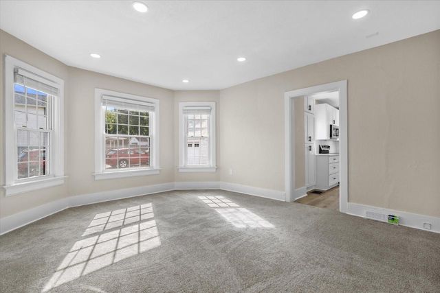 235 W South STREET, Oconomowoc, WI 53066