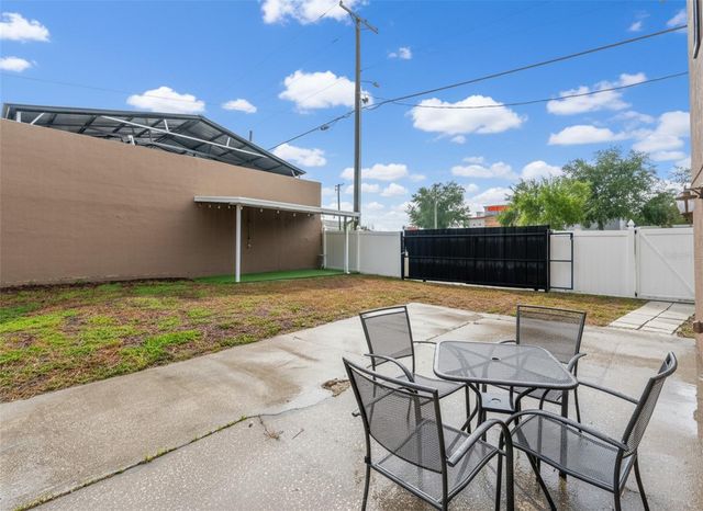 3601 E MOHAWK AVENUE, Tampa, FL 33610