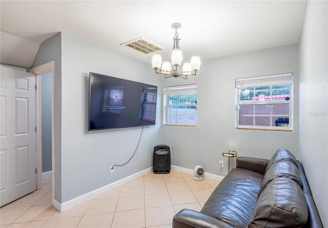 3601 E MOHAWK AVENUE, Tampa, FL 33610