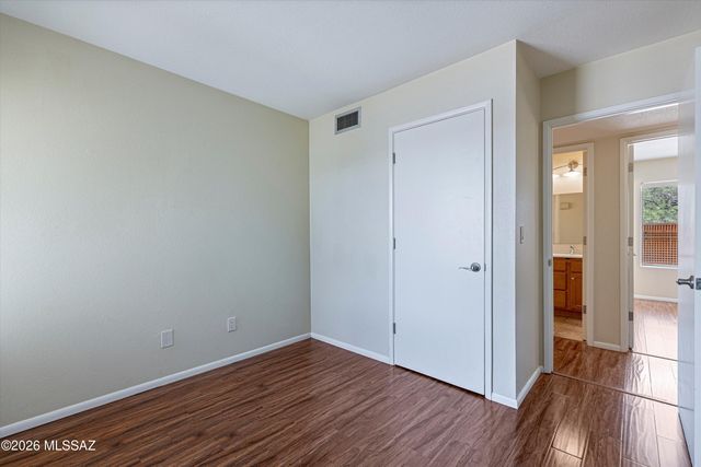 2672 S Black Moon Drive, Tucson, AZ 85730