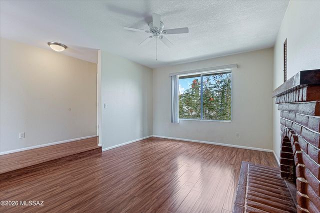 2672 S Black Moon Drive, Tucson, AZ 85730