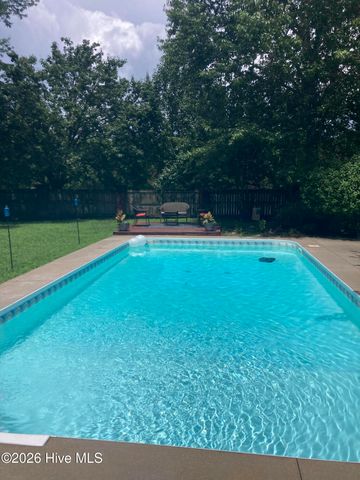 110 Hudson Lane, Jacksonville, NC 28540