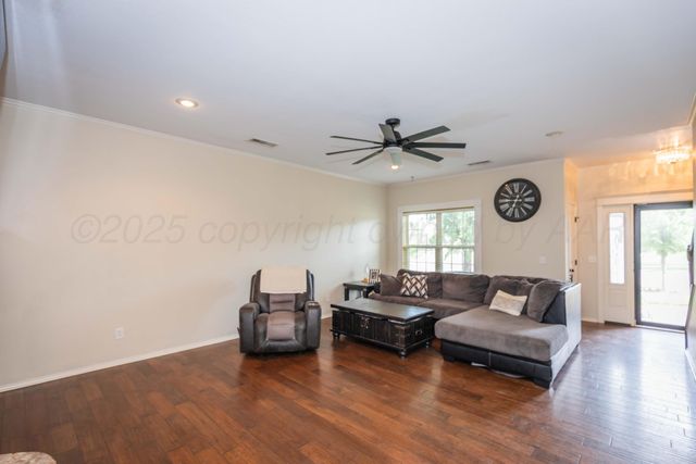 9315 CLINT Avenue, Amarillo, TX 79119