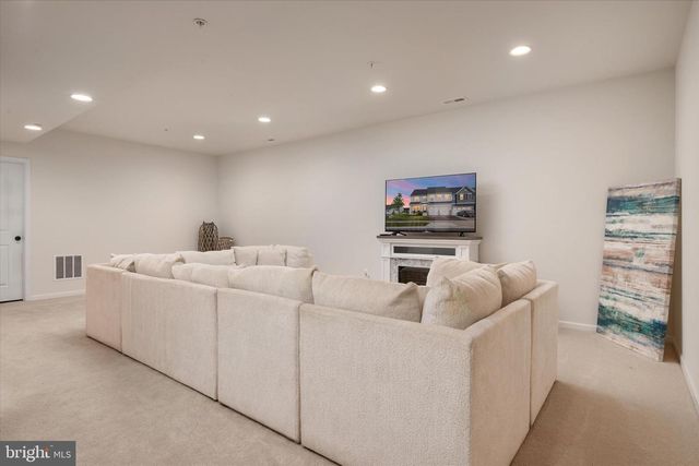 2767 BLUEGRASS WAY, Frederick, MD 21702