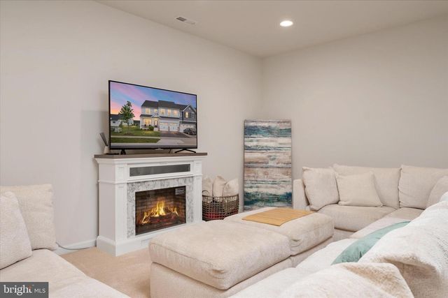 2767 BLUEGRASS WAY, Frederick, MD 21702
