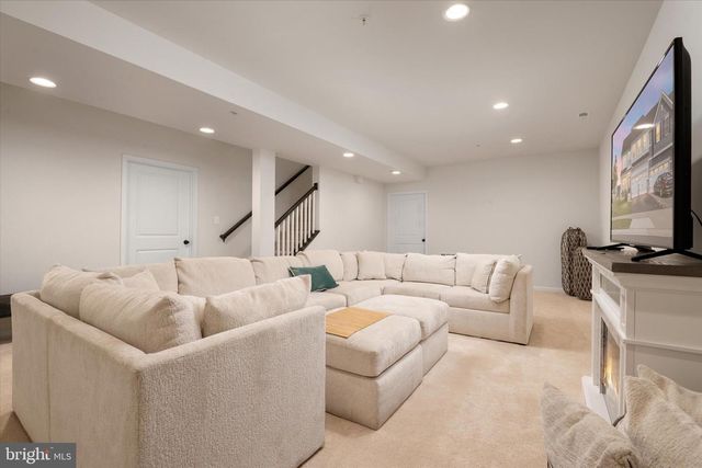 2767 BLUEGRASS WAY, Frederick, MD 21702