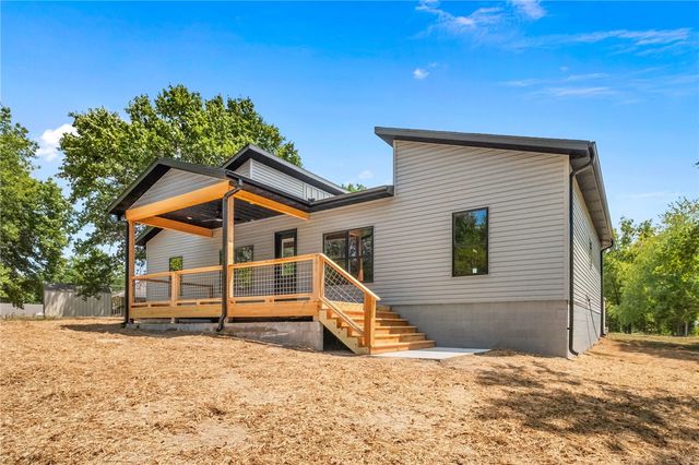 2 Hemel Lane, Bella Vista, AR 72714