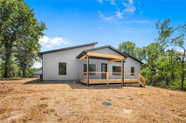 2 Hemel Lane, Bella Vista, AR 72714