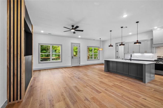 2 Hemel Lane, Bella Vista, AR 72714