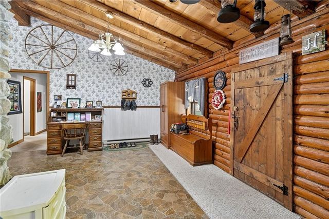 297 Creek Rd, Lansing, NY 13092