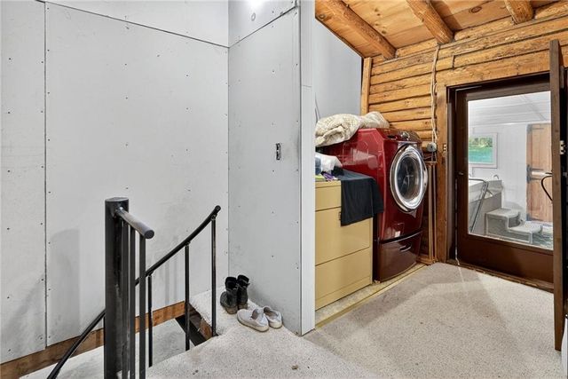 297 Creek Rd, Lansing, NY 13092