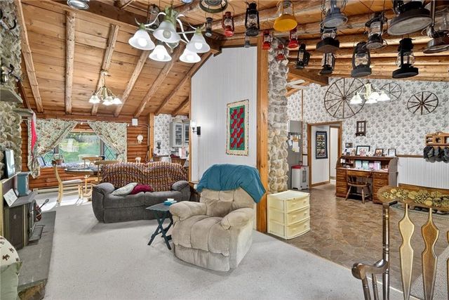 297 Creek Rd, Lansing, NY 13092