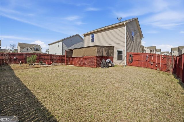 222 Seasons Valley, Pendergrass, GA 30567