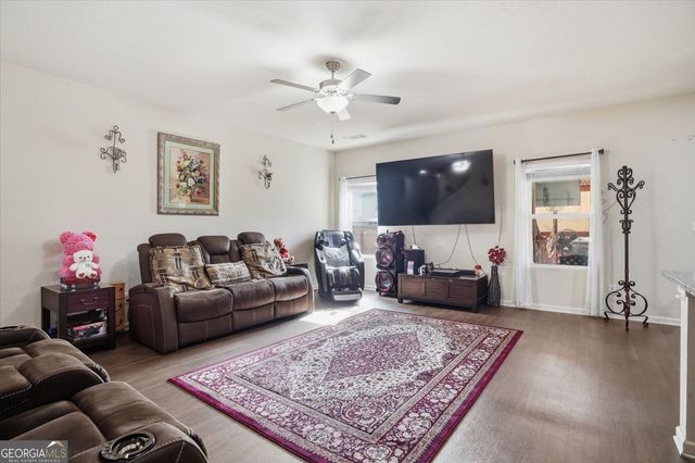 222 Seasons Valley, Pendergrass, GA 30567