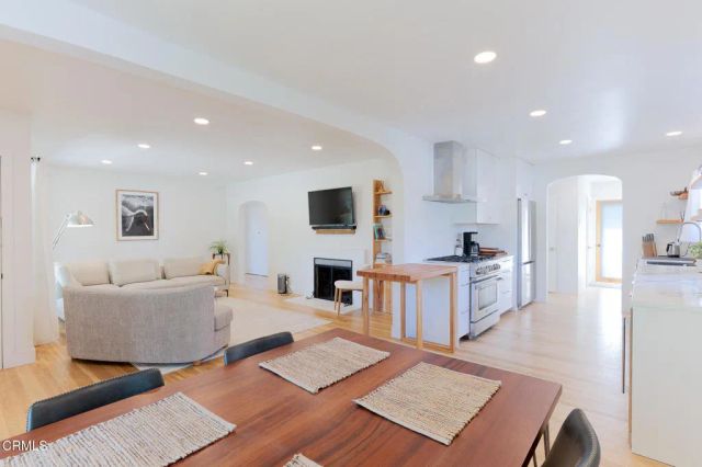 309 Agnus Drive, Ventura, CA 93003